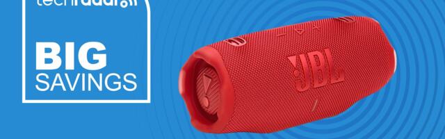 The five-star JBL Charge 6 drops to its lowest-ever price on Amazon