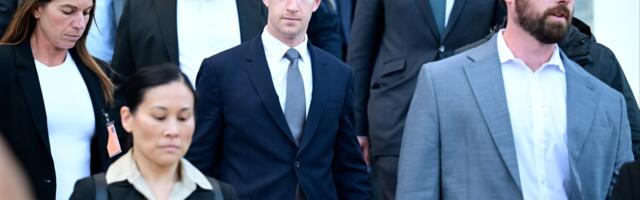 Zuckerberg overruled 18 wellbeing experts to keep beauty filters on Instagram