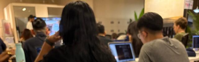 I joined a vibe-coding workshop to learn how to build apps in 2 mornings. Here are my 5 biggest takeaways.