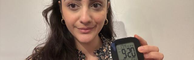 I'm a Gen Z who ditched my smartphone alarm for a $16 clock, and it completely changed my mornings
