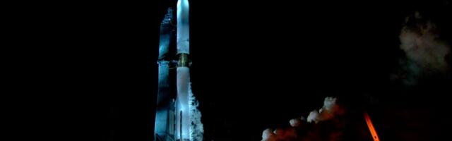 Watch Bezos’ new super rocket blast its engines. Its about to launch.