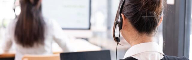 How Scammers Poison AI Results With Fake Customer Support Numbers