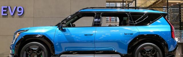 Kia’s 2024 EV9 seats seven