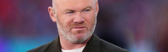 English footballer Wayne Rooneys blunt reaction to World Cup halftime show goes viral