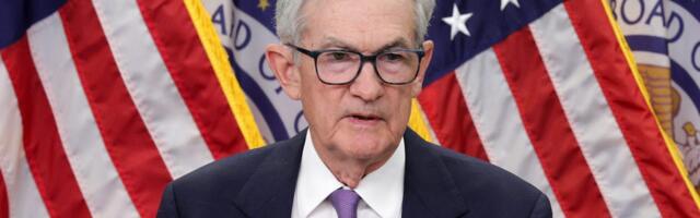 Here's what smart people in economics and business are saying about the DOJ's Fed probe