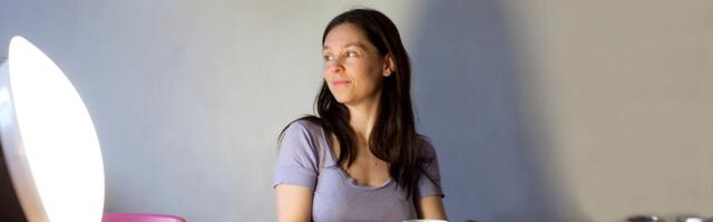 How Light Therapy Can Help You Survive Daylight Saving Time