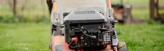 Want To Keep Your Mower Deck From Rusting? This May Be A Solution