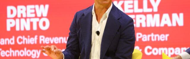 Kayak CEO on $457 Million Writedown: Google Squeezed the Travel Industry Again Kayak CEO on $457 Million Writedown: Google Squeezed the Travel Industry Again