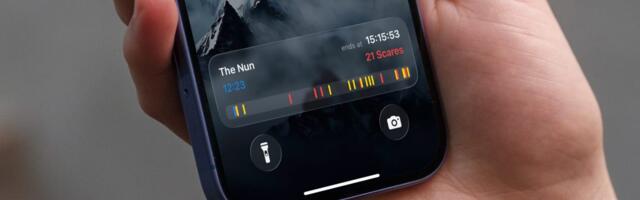 This app warns you before every jump scare in a horror movie