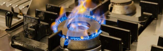 Hear a Clicking Noise but Your Gas Stove Won’t Light? Here Are Some Troubleshooting Tips