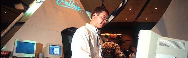 4 AOL features from the 90s that are big in 2025