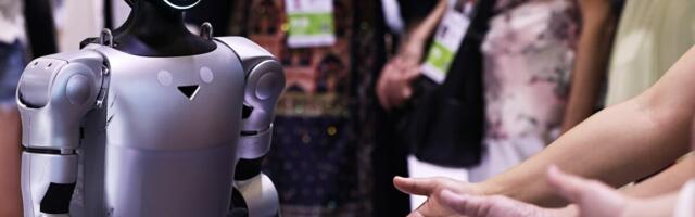 Japan tests robot baggage handlers at Tokyo airport