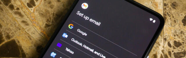 Google debunks claims of major Gmail security alert