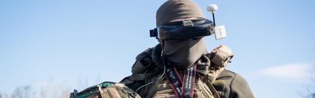 Robotics industry insider says the future is one soldier backed by AI controlling swarms of drones