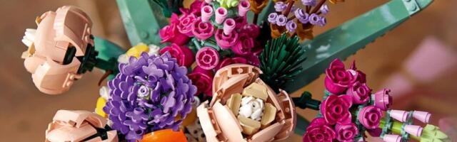 LEGO Flower Bouquet Set Is Cheaper Than Ever, Perfect for a Lasting Mother’s Day Gift