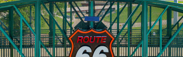 This US City's Classic Car Tribute To Route 66 Is Set To Shatter A Guinness World Record