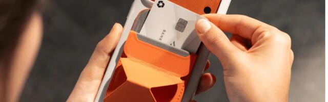 MOFT’s ultra-slim MagSafe wallet with a kickstand gets Apple Find My tracking