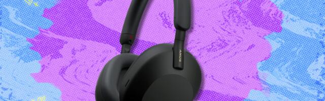 Dive into your favorite songs with 38% off the Sony XM5 headphones