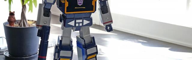 Robosen Soundwave review: A childhood dream made real