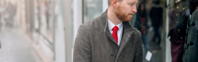 Psychology says adults who feel guilty spending money on themselves learned these 7 things growing up that wealthy people never experienced