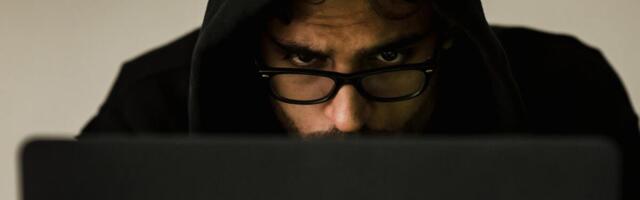 Is Adult Friend Finder safe to use? What a cybersecurity expert says.