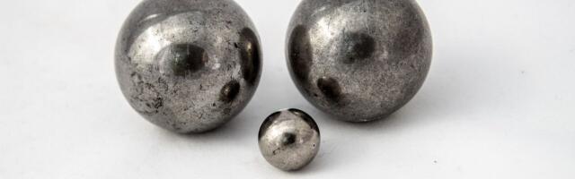 Dutch students use iron balls for safe hydrogen storage and transport