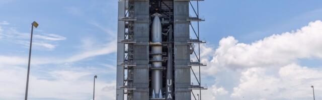 Rocket Report: Firefly lights the markets up; SpaceX starts selling trips to Mars
