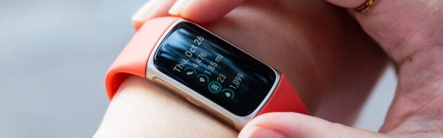 The Fitbit-to-Google account migration deadline moves to 2026