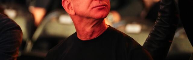 Jeff Bezos’s New AI Hardware Startup Isn’t Even His Biggest Moonshot