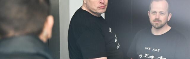 The Hardware in Your Pre-2023 Tesla Will Never Allow It to Fully Drive Itself, Elon Musk Admits