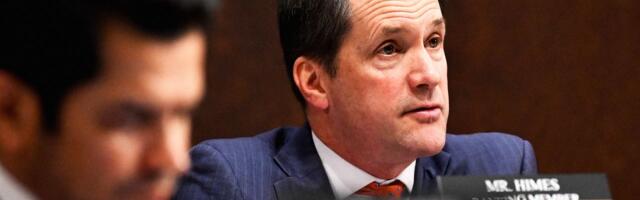 A Top Democrat Is Urging Colleagues to Support Trump’s Spy Machine